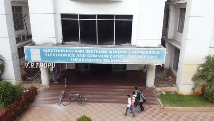 SAHE University Campus photo 17